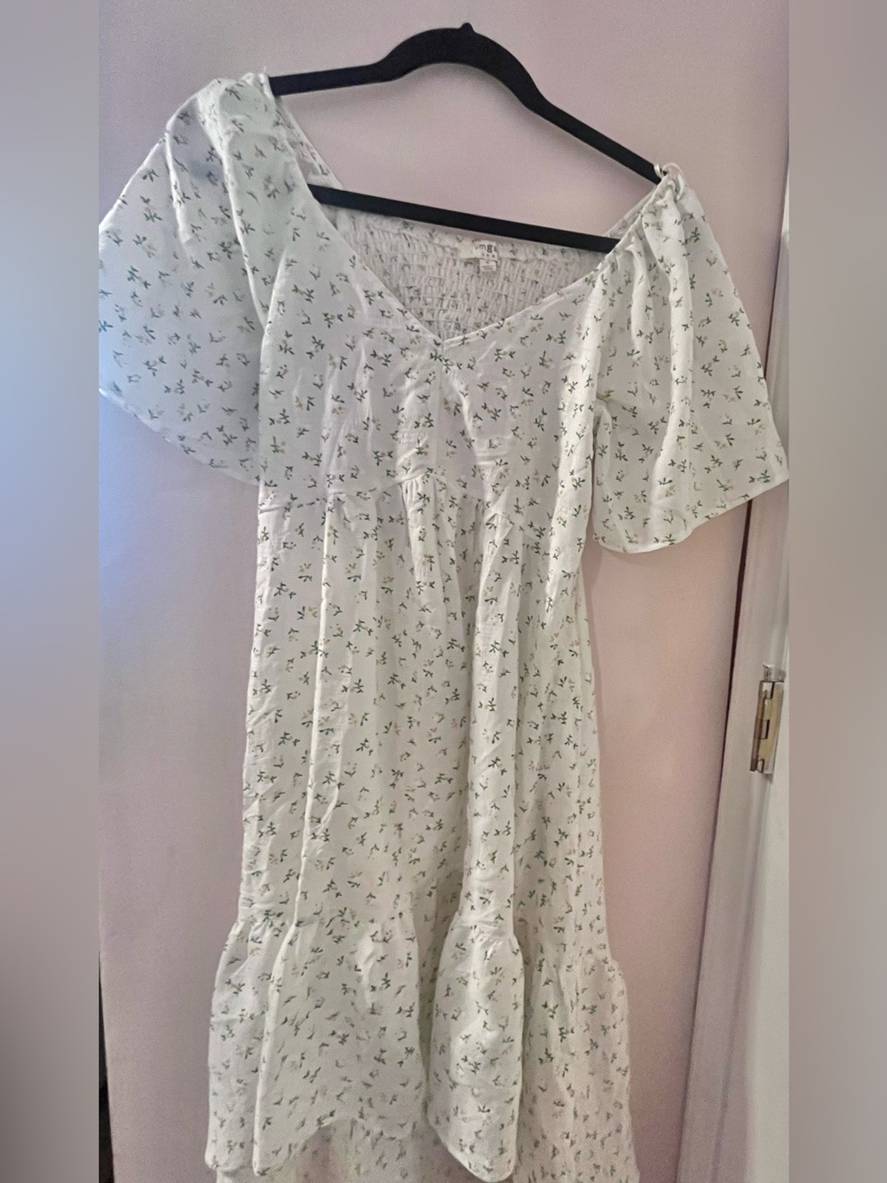 Umgee White Puff Sleeve Midi Dress. S. Floral. Boho. Cottagecore.
